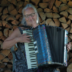 Marian Rose